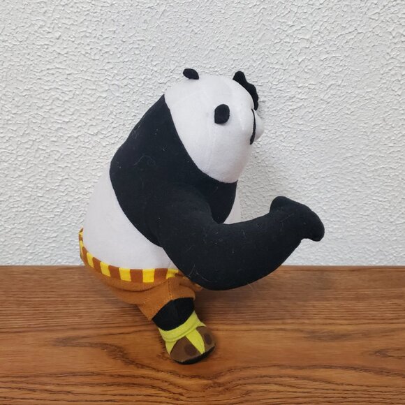 Plush 2011 Kung Foo Panda 9" Tall Stuffed Animal by Dreamworks - Picture 4 of 5